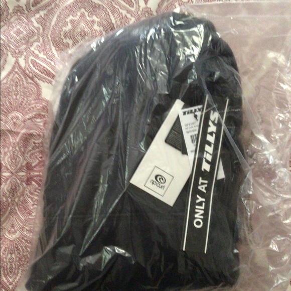 NWT Rip Curl North Shore Hoodie - Picture 7 of 8